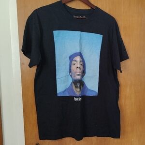Merch Traffic Black and Blue Graphic Tee Snoop Dogg